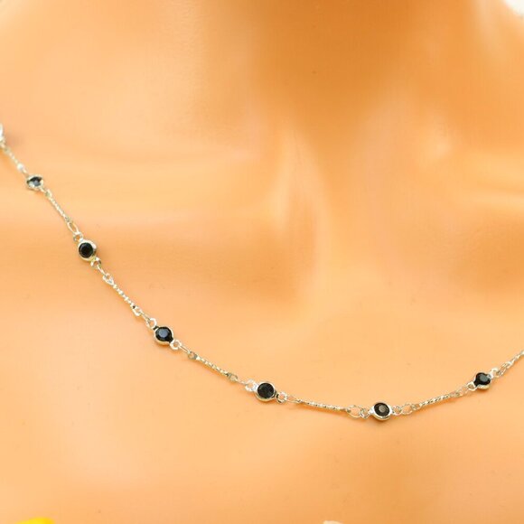 Minimalist Necklace, Sleek & Modern Design, Women’s Fashion, YC110493-N - Picture 7 of 10